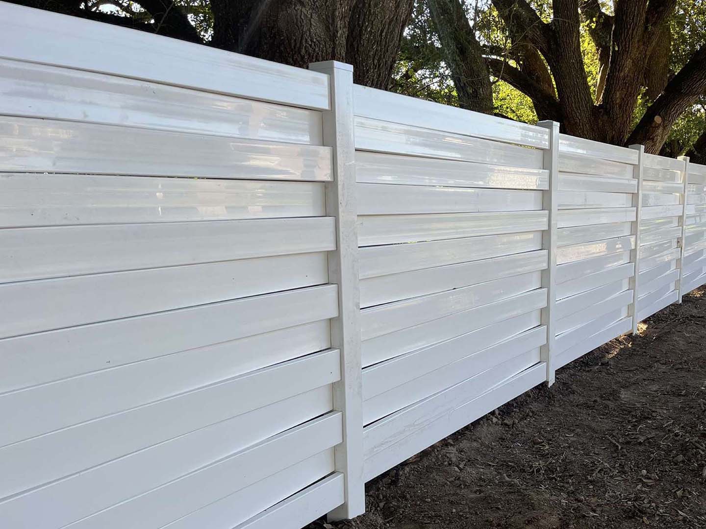 Residential Vinyl Fence - Acadiana